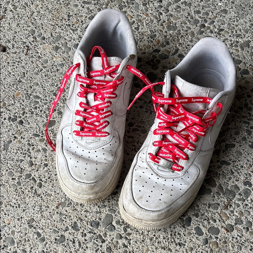 Nike Supreme Airforce 1, size 9